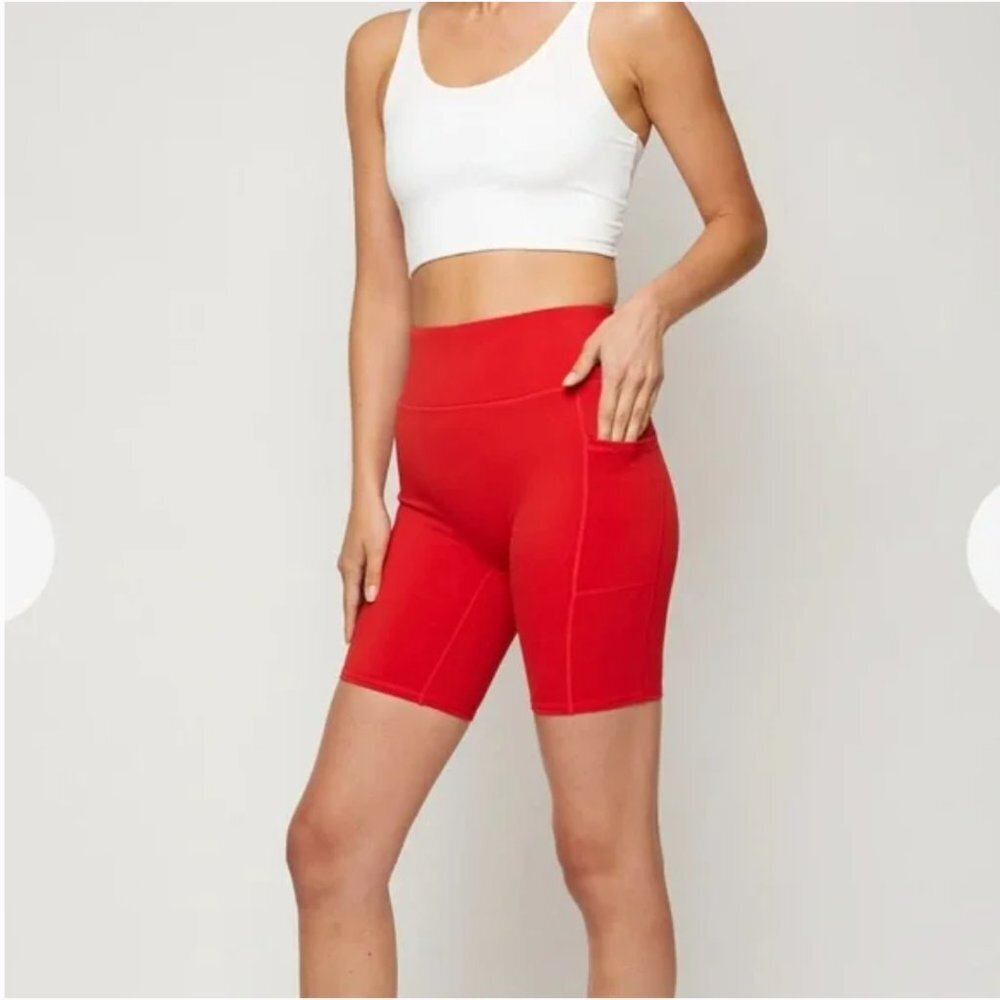 FOURLAPS Women's Plyo Short Red Crimson NWT Medium M NEW